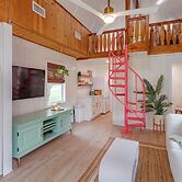 Hope House- Vacation Village 1 Bedroom with Loft 2 Home