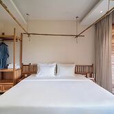 Van Long Garden Retreat