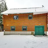 Game Room, Deck! Cozy Ski Cabin Near Sugarloaf