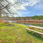 Ludlow Cabin on Lake Pauline w/ Outdoor Fire Pit