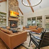 Paxwood, Luxury Home for 16