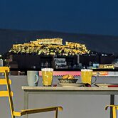 Acropolis Magical View Suite, Metro Kerameikos