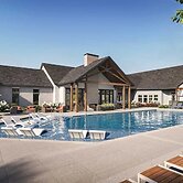 Landing Apartments Huntersville - Henderson Circle