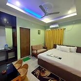 Hotel Aayes & Resort