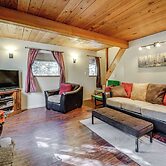 Near Slopes, Donner Lake & Trails! Woodsy Retreat