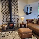 3 Bed House - Sea Views, Balcony, Parking, Pets