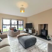 Modern Entire Home Retreat in Newry