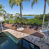 6B Waterfront Game Room Pool Hot Tub Dock