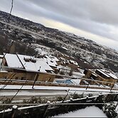 Redrock 1 br chalet  faqra . Faraya