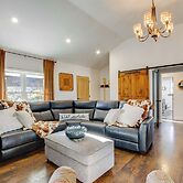 Fully Updated! Zanesville Home w/ River Views