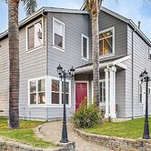 Napa Nearby! Large Home w/ Hot Tub & Dtwn Access