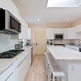 Spacious Single Level Home In Poway