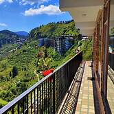 Aakarsh Homestay - Pahadi Food Hub