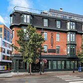 Lark Hotels 907 Main