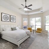 Spacious and Luxe 5 Star Neighborhood
