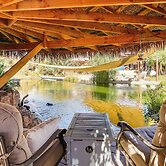 3 Mi to Dtwn Pahrump: Romantic Desert Oasis