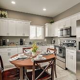 14 Mi to Saguaro NP: Adventure-ready Townhome