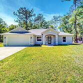 A Place in the Sun: Close to Shops & Attractions