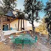 Stylish 1BR w/ Patio & Nature Views - Near River