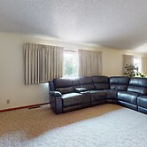 3BR Cozy Apartment w/ Mountain Views