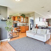 Horse Stalls, Pool & Deck: Polk City Getaway!