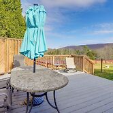 Hike & Ski: Scenic Group Retreat in Wardensville