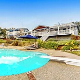 'whispering Oaks Estate' w/ Pool & View in Murphys
