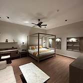 Narwar Lakefront Resort