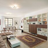 Luxury 3 BR Apartment - heart of Sliema