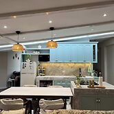 w Cozy Casona w Beautiful Church Views