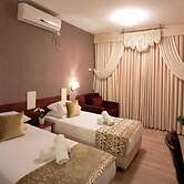 Aristocrat Hotel