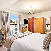 The George Inn Hotel Rooms - Room 6