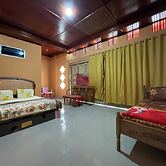 Penginapan Mafir