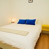 1BR Apt With Living Room Near CityArea