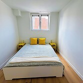 Cozy 1BR With Living Room Near City