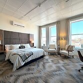 Hotel Thoroughbred