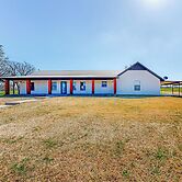 Expansive, Dog-friendly 3BR w/ Pond, Pool, Patio