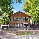 2 BR Lakefront House w/ Hot Tub in ADK Park