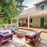 The Homested w/ Covered Deck & Views