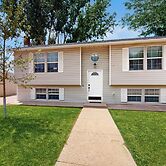 4BR Home w/ W & D, Private Backyard