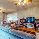 Forbestown Retreat: Easy Access to Clear Lake