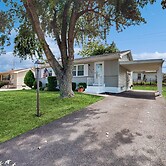 2BR Home Near Shopping & Restaurants