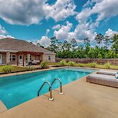 4BR Retreat w/ a Saltwater Pool & Fire Table