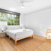 Zen Crescent Sanctuary Cozy - Modern - Unique