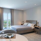 Captain's Apartments in Olive Grove