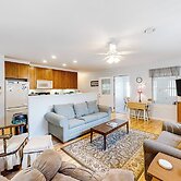 Unbeatable Downtown Location! Bar Harbor Apt