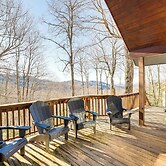2 Mi to Ski Slopes! Mtn-view Home in Mars Hill