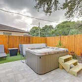 Walk to Parks, Eats & Bars: Stuart Home w/ Patio