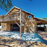 Historic Barn in Mississippi: Equestrian Getaway!