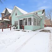 The Mint Manor Cozy 4BR Near Downtown St Paul
